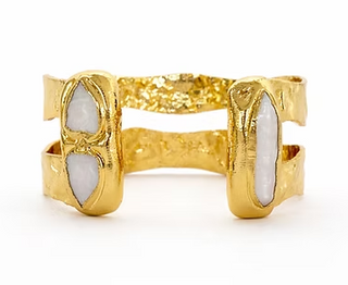 Dove Doble Cuff-Pearl